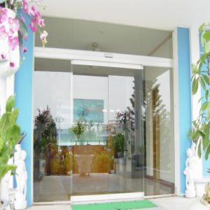 Lắp cửa kính cường lực cho Công ty Tiến Phát tại Thanh Khê Đà Nẵng