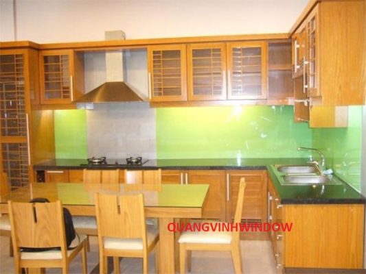 kính sơn màu ốp bếp 2026