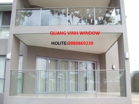 Lan can kính tay vịn inox